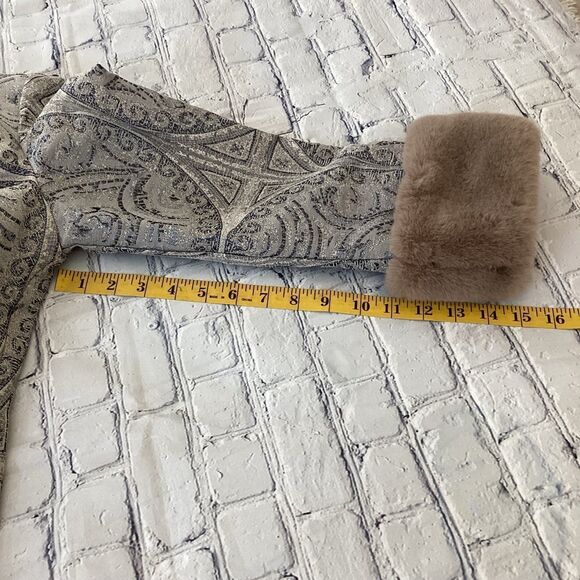 Chico’s Jacket Blazer Women’s Size 0 Multi Color Detachable Faux Fur Sleeves - Picture 10 of 11